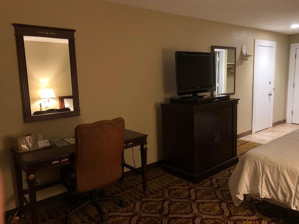 Whalers Inn And Suites New Bedford Εξωτερικό φωτογραφία